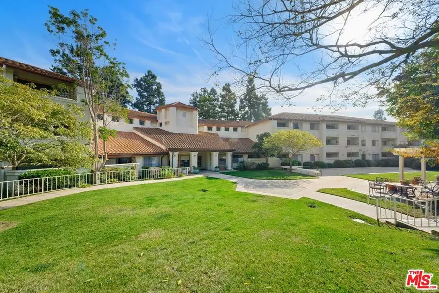 501 Palisades Drive #308, Pacific Palisades, CA 90272 - Image #2