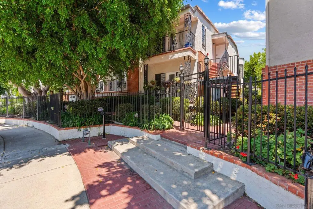 2630 Pirineos Way #4, Carlsbad, CA 92009 - Image #1