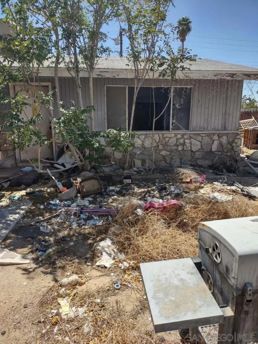 37939 Fairway Ave, Yermo, CA 92398 - Image #1