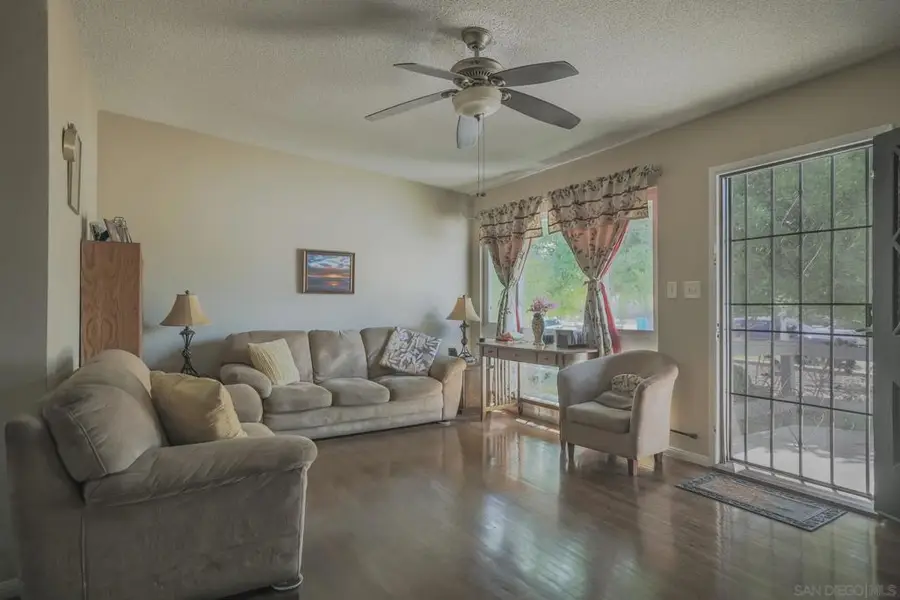 682 Valley Village Dr, El Cajon, CA 92021 - #2