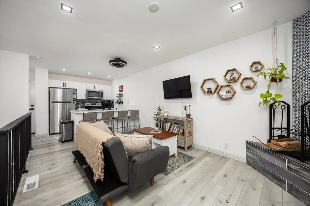 4380 Temecula St #4, San Diego, CA 92107 - Image #1