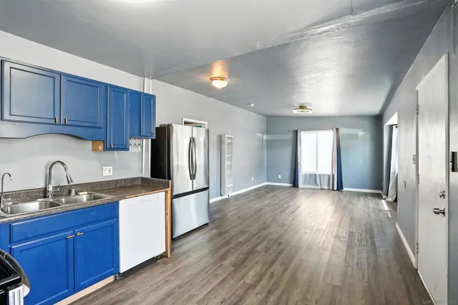 736 Olivewood Ter, San Diego, CA 92113 - Image #3