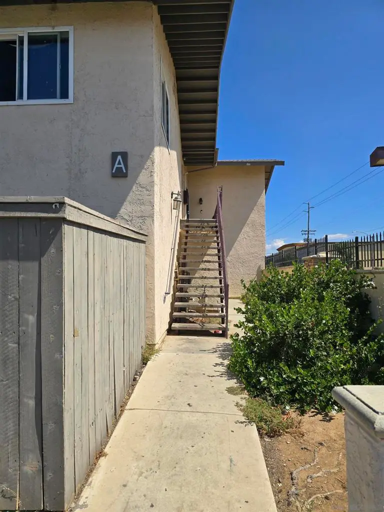 240 W Lincoln Ave #8, Escondido, CA 92026 - Image #3