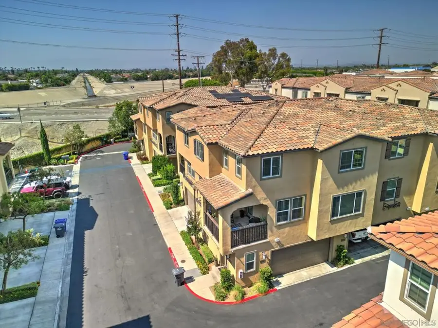 10572 Acorn Place, Los Alamitos, CA 90720 - Image #2