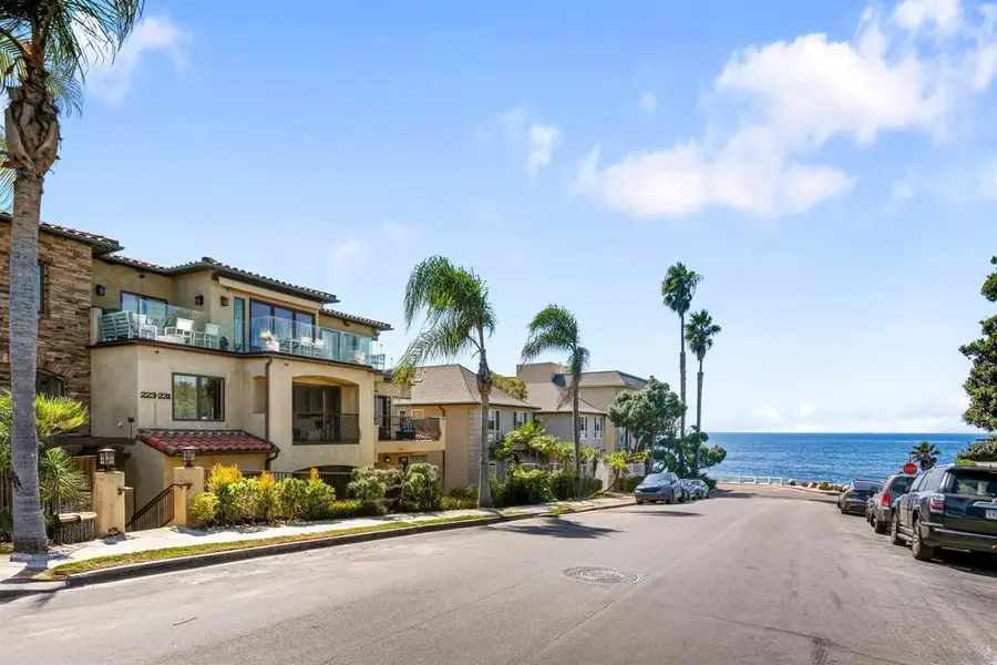 229 Bonair Street, La Jolla, CA 92037 - Image #2