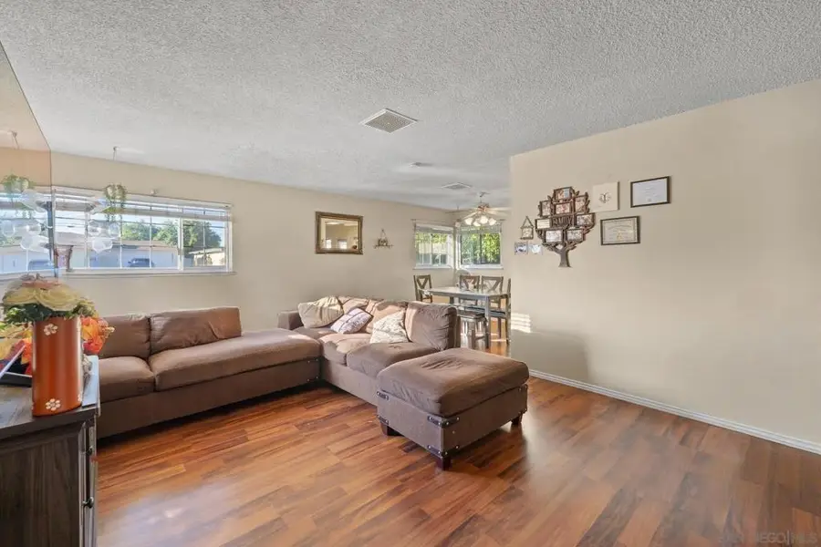 1127 Ave J9 W, Lancaster, CA 93534 - Image #2