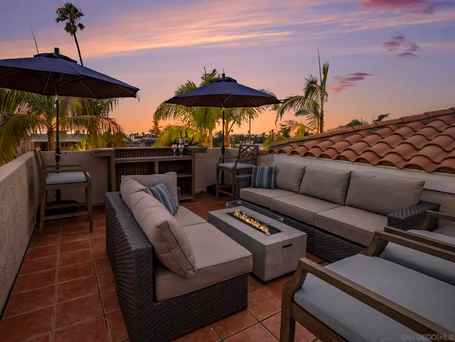 7355 Fay Avenue, La Jolla, CA 92037 - Image #3