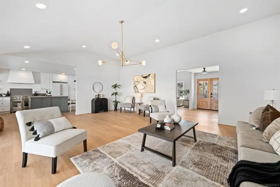 37285 Avenida Bravura, Temecula, CA 92592 - Image #2