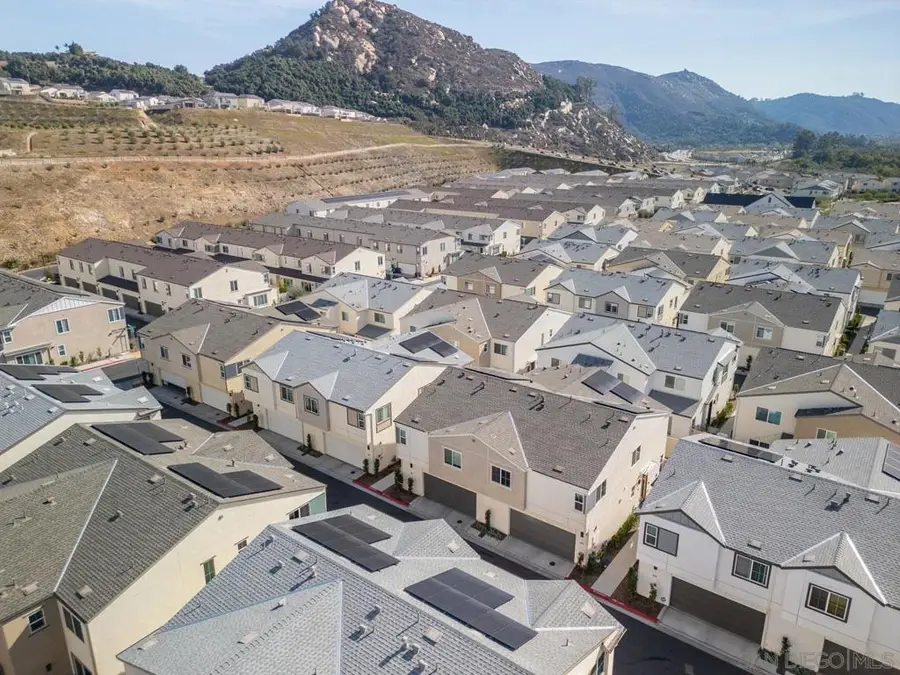 219 Canopy Trails Pl, Fallbrook, CA 92028 - Image #3