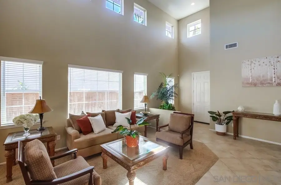 710 Casita Ln, San Marcos, CA 92069 - Image #2