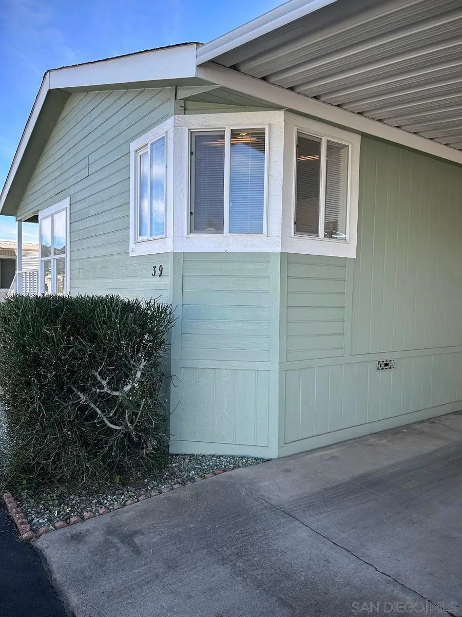 1501 Anza Avenue #39, Vista, CA 92084 - Image #2