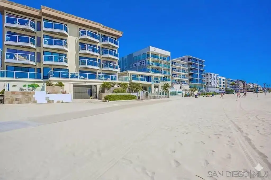 3888 Riviera Dr #206, San Diego, CA 92109 - Image #1