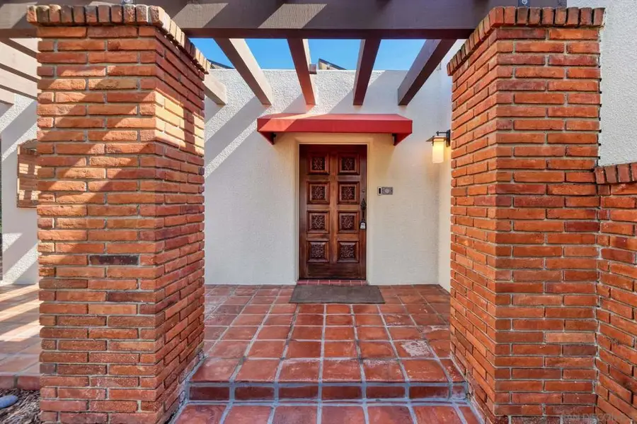 7363 Fairway Rd, La Jolla, CA 92037 - Image #3