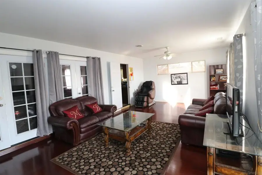 2321 Cardinal Dr, San Diego, CA 92123 - #3