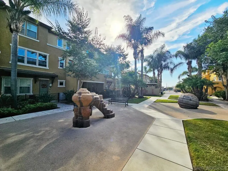 671 Paradise Way, National City, CA 91950 - Image #2