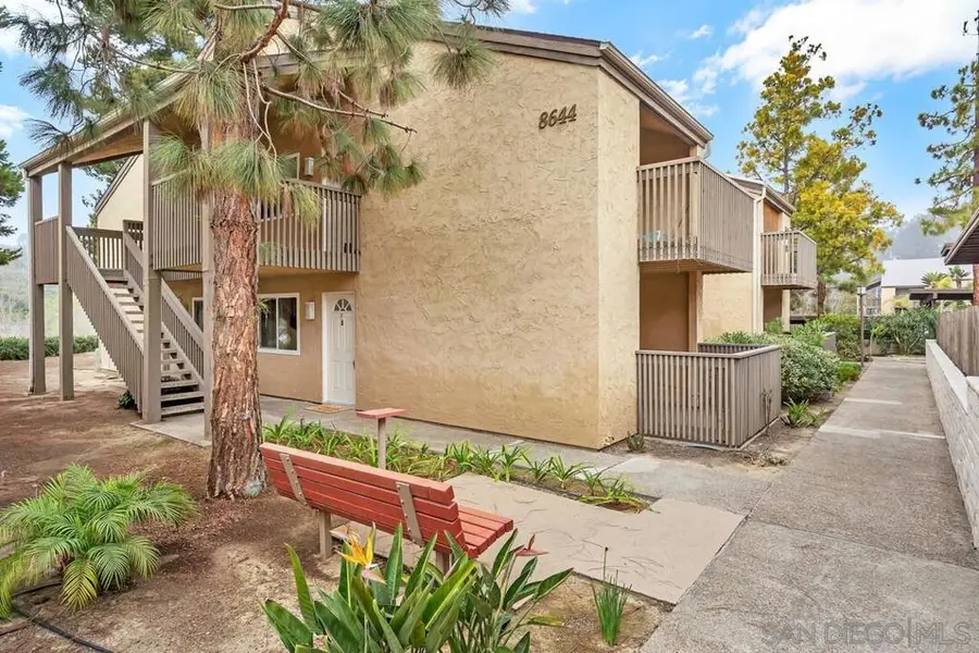 8644 Via Mallorca #F, La Jolla, CA 92037 - Image #3