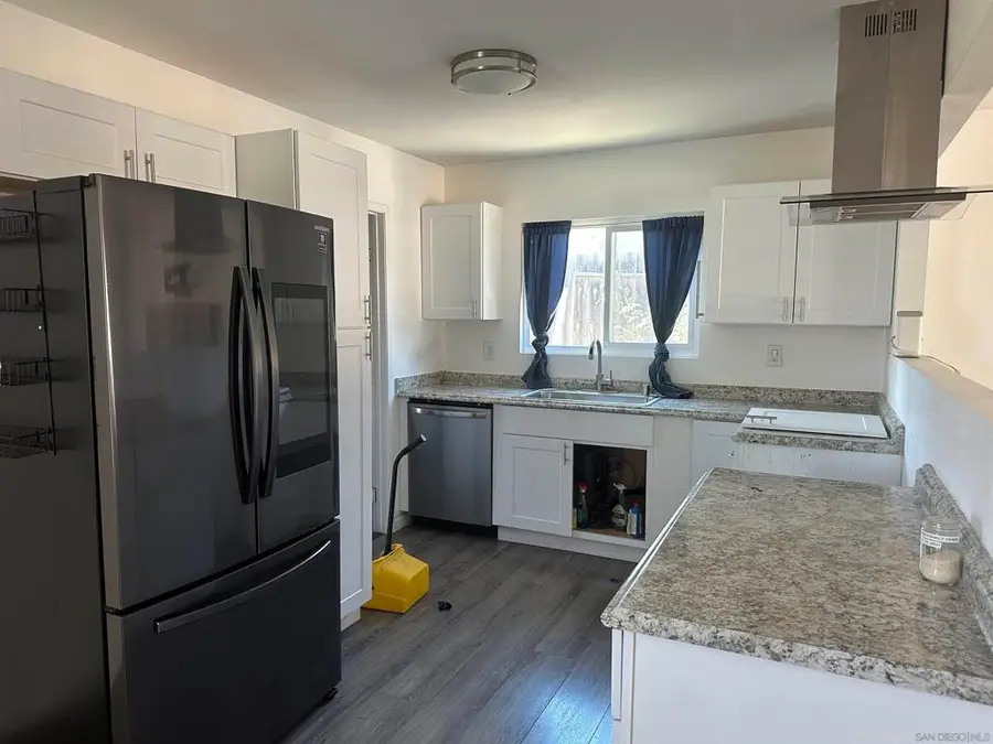 475 Rivera Ct, Chula Vista, CA 91911 - Image #2