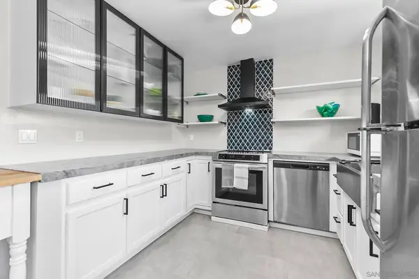 2510 Clairemont Dr #303, San Diego, CA 92117