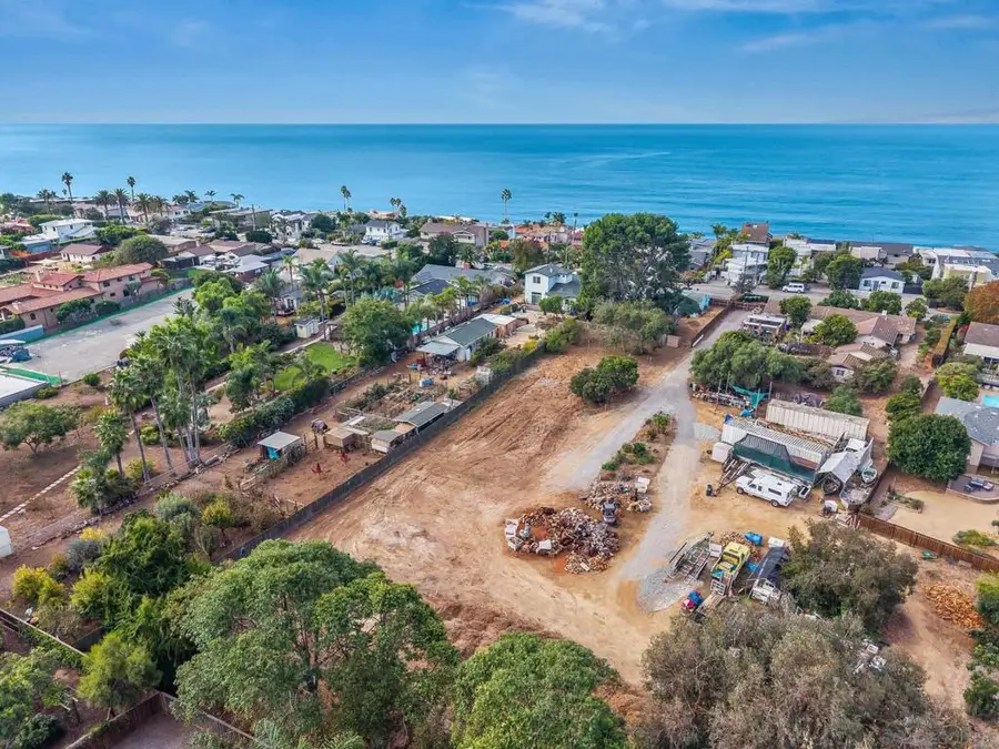 1395 Summit Ave, Cardiff By The Sea, CA 92007 - Image #2