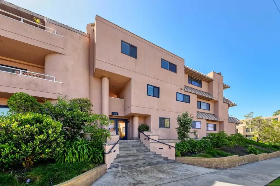 1115 Pearl St #1, La Jolla, CA 92037 - Image #2