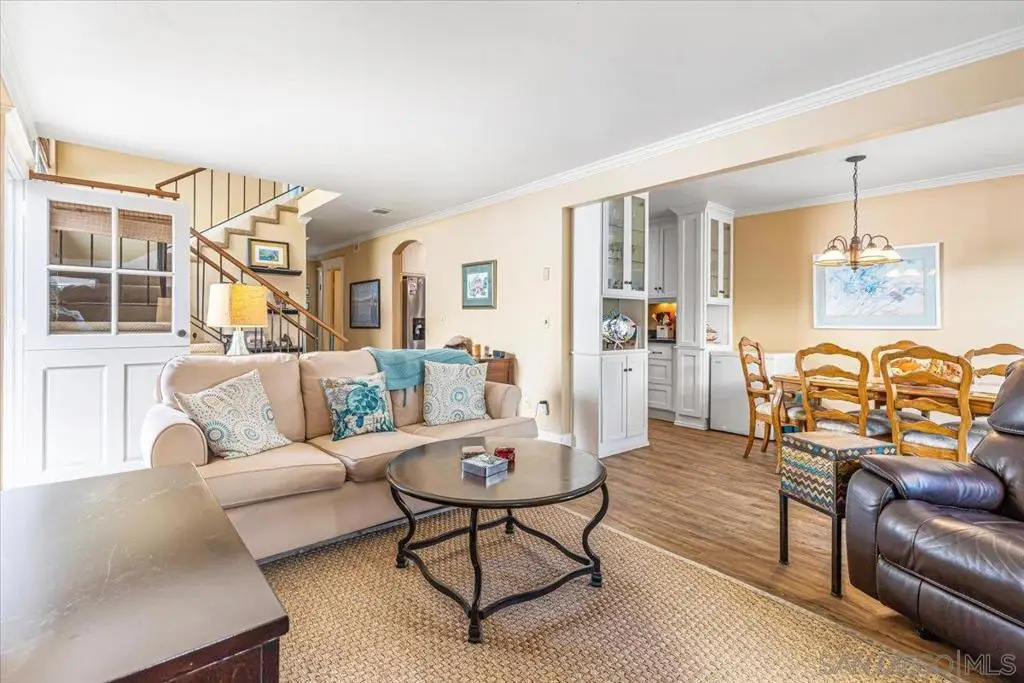 1064 Isabella Ave, Coronado, CA 92118 - Image #1