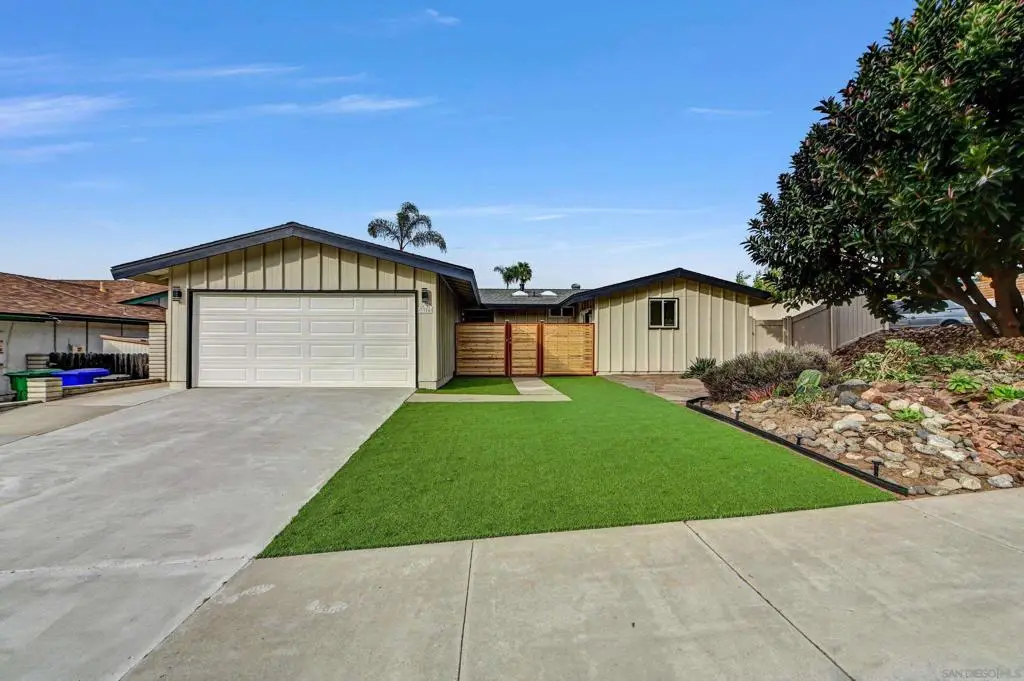 3904 Sherbourne Dr, Oceanside, CA 92056 - Image #1