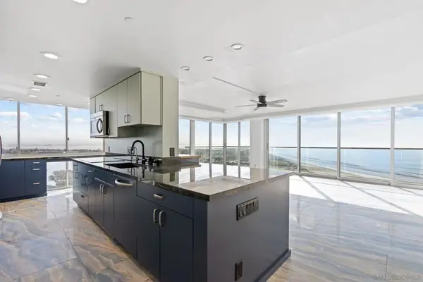 1820 Avenida Del Mundo #1504, Coronado, CA 92118