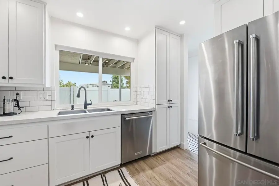 1422 Caminito Septimo, Cardiff By The Sea, CA 92007 - Image #2