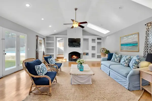 5170 Randlett Dr, La Mesa, CA 91942