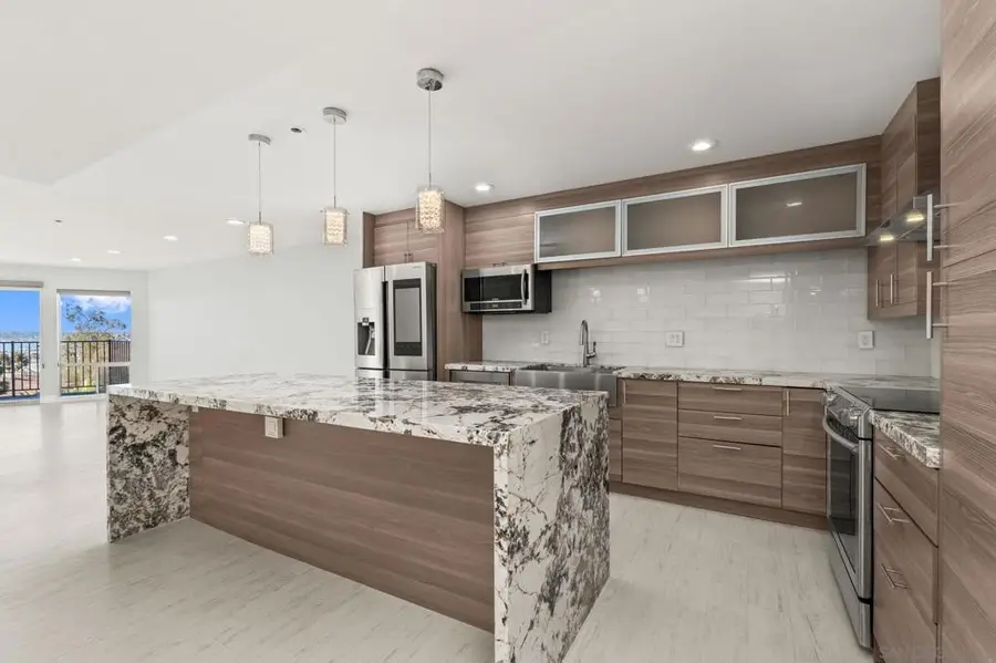 2568 Albatross St #4D, San Diego, CA 92101 - Image #2