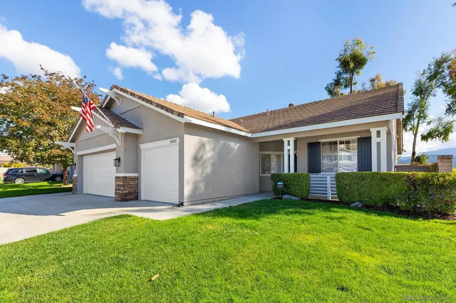 33451 Victoria Ct, Temecula, CA 92592 - Image #3