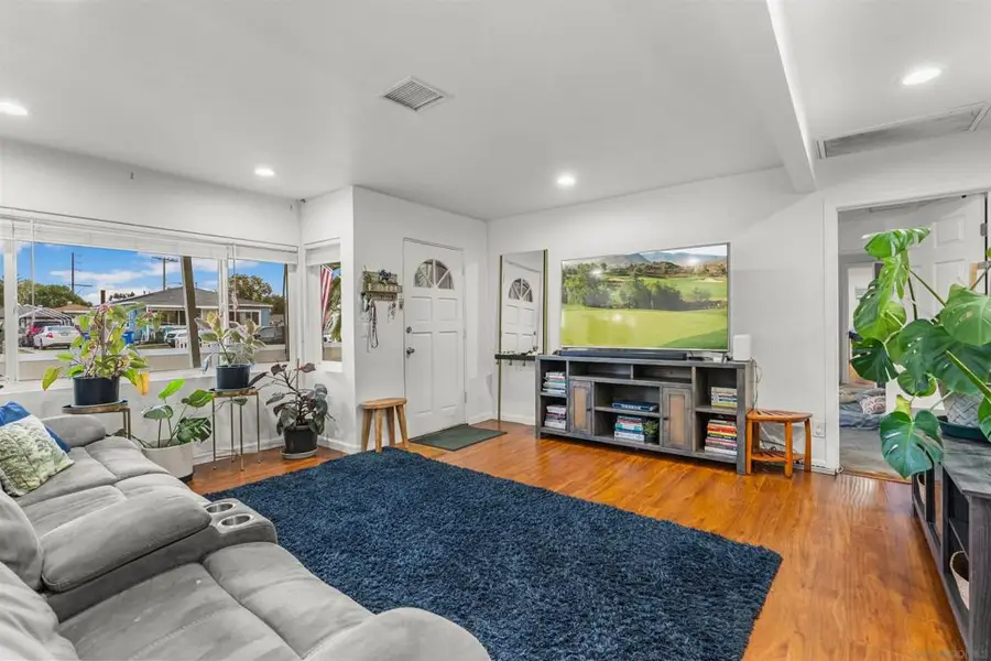 1204 Peach Ave, El Cajon, CA 92021 - Image #3