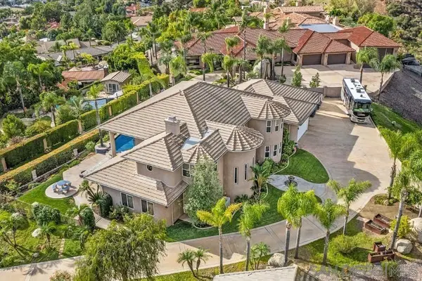 836 Camelot Pkwy, El Cajon, CA 92019