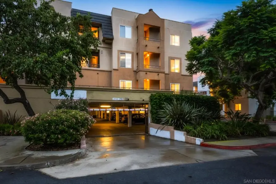 3440 Lebon Dr #4217, San Diego, CA 92122 - Image #2