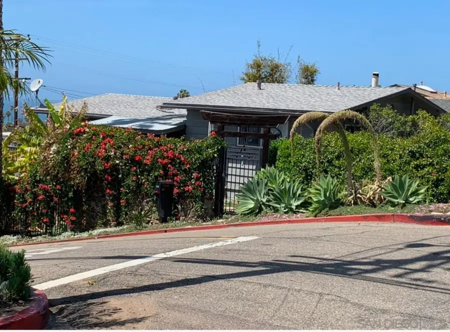 326 Chesterfield, Cardiff By The Sea, CA 92007 - Image #2