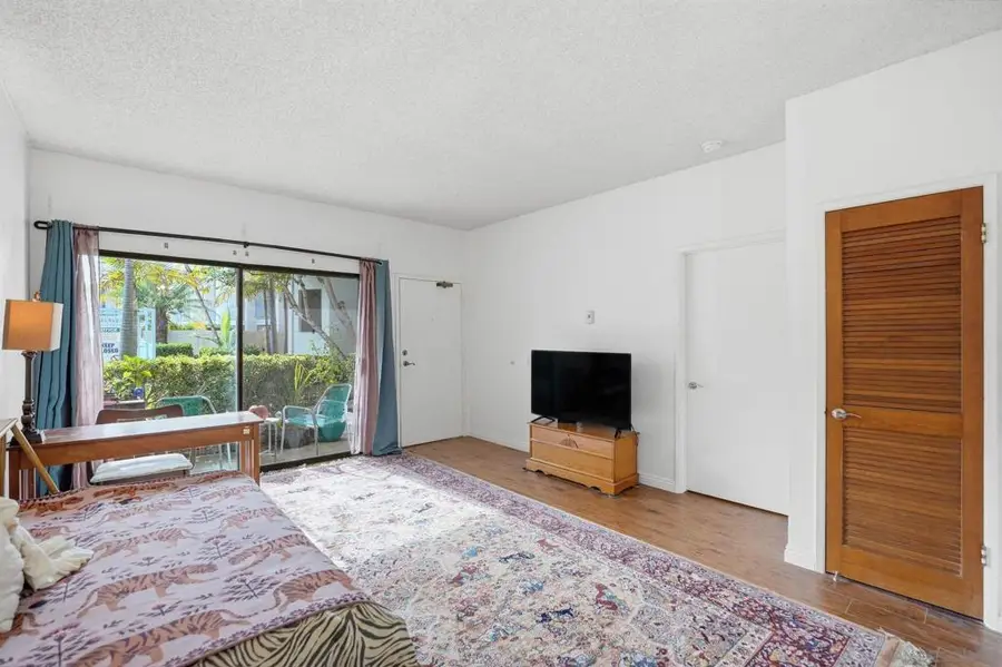 8310 Regents Road #1E, San Diego, CA 92122 - Image #3