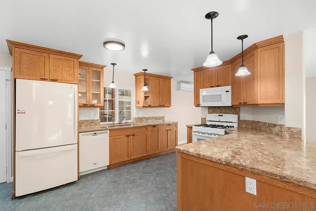 14215 Pecan Park Ln 124, El Cajon, CA 92021 - Image #1