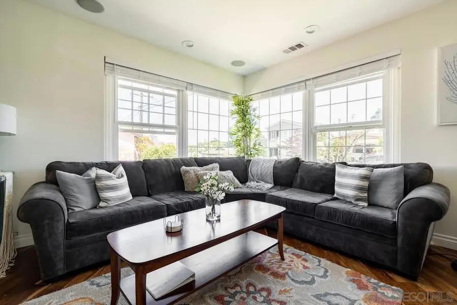 3466 Wisteria Dr, San Diego, CA 92106 - Image #2