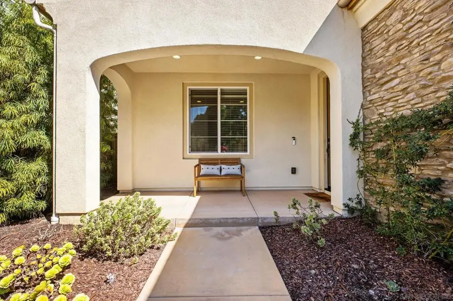 8492 Blackburn Ln, San Diego, CA 92127 - Image #2