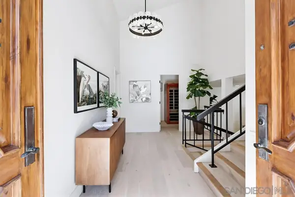 2003 Caminito Circulo Norte, La Jolla, CA 92037