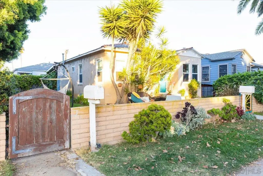 4922 24 Coronado Ave, San Diego, CA 92107 - Image #1
