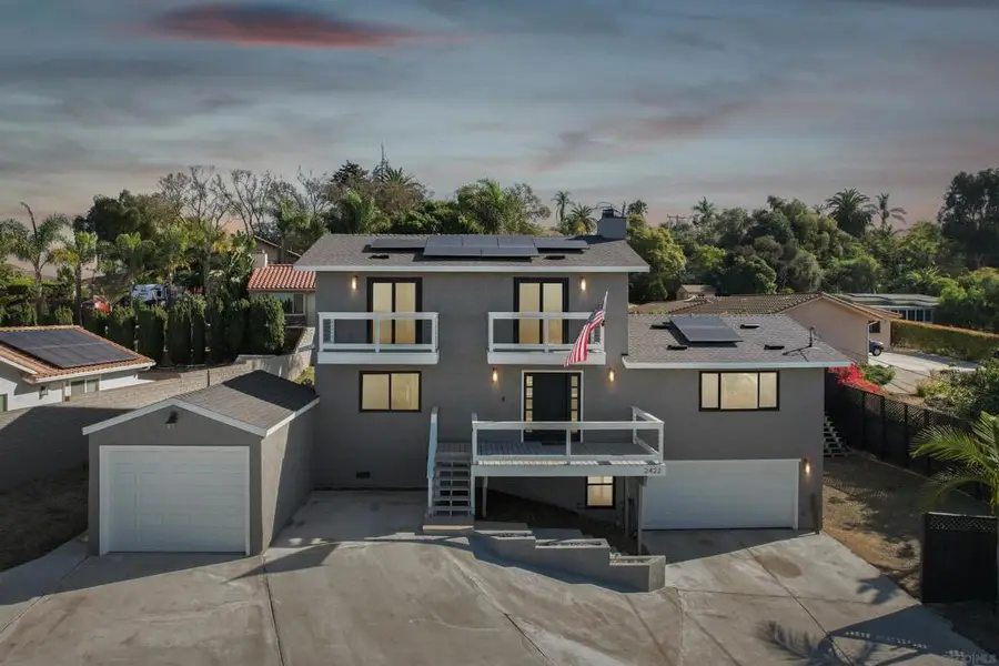 2422 Primrose Avenue, Vista, CA 92083 - Image #2