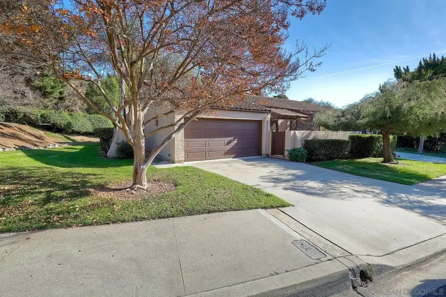 2032 David Dr, Escondido, CA 92026 - Image #2