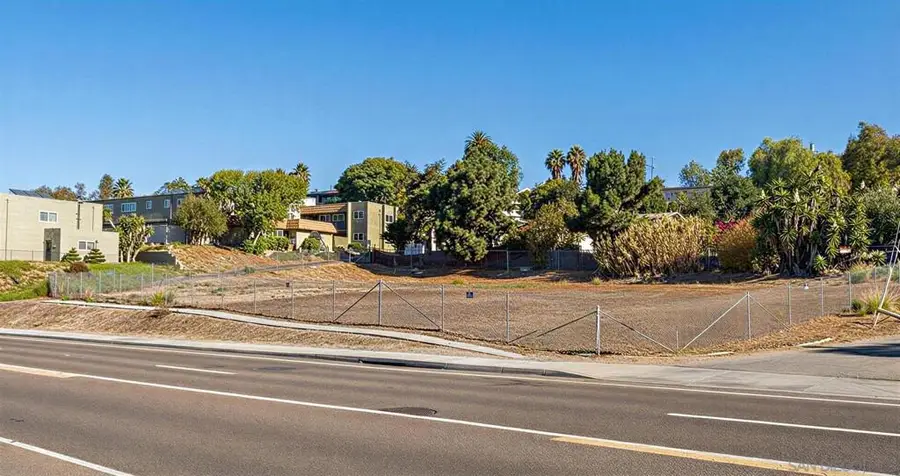 1555 Sunbury Ct, Vista, CA 92084 - Image #2