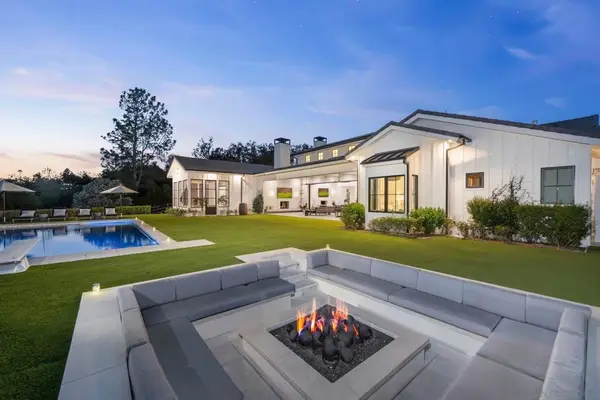 15550 El Camino Real, Rancho Santa Fe, CA 92067