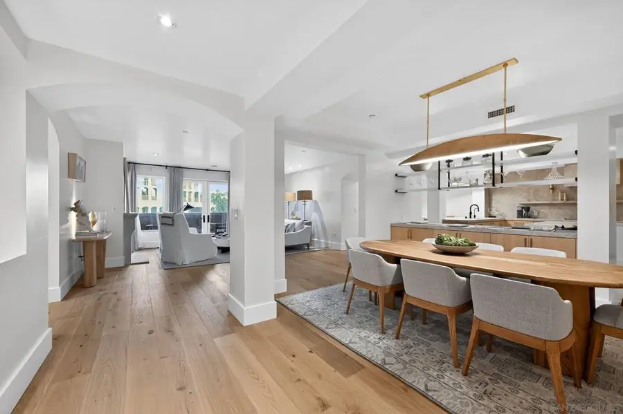 1040 Genter Street #203, La Jolla, CA 92037 - Image #2