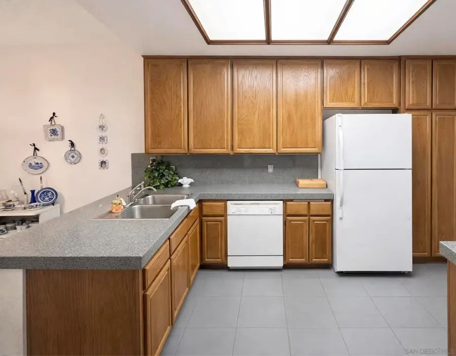 13078 Mindanao Way #101, Marina Del Rey, CA 90292 - #3