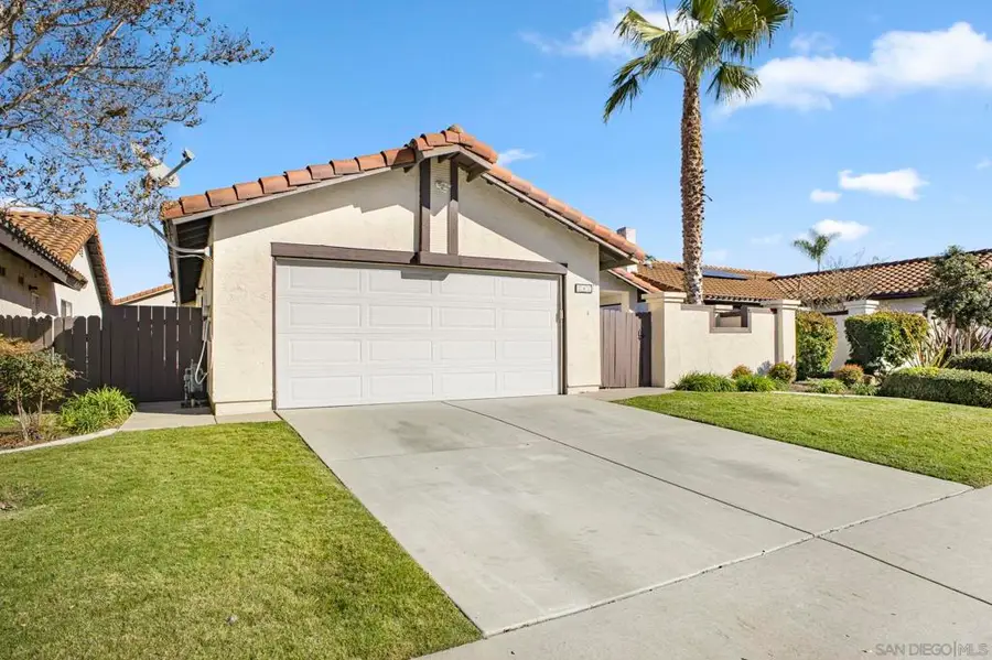 242 Manzanita Dr, Oceanside, CA 92057 - Image #3