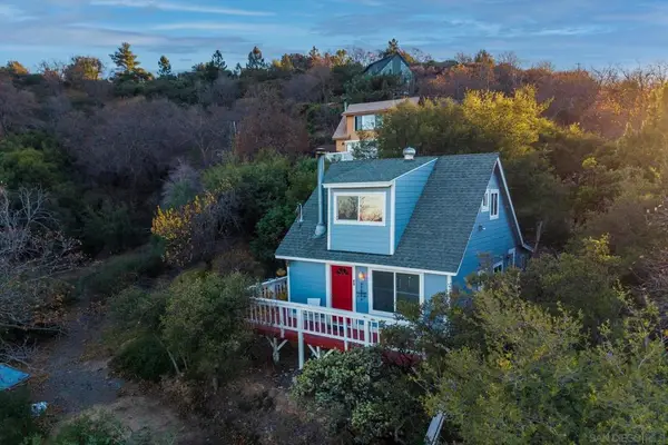 1065 Kenison Dr, Julian, CA 92036