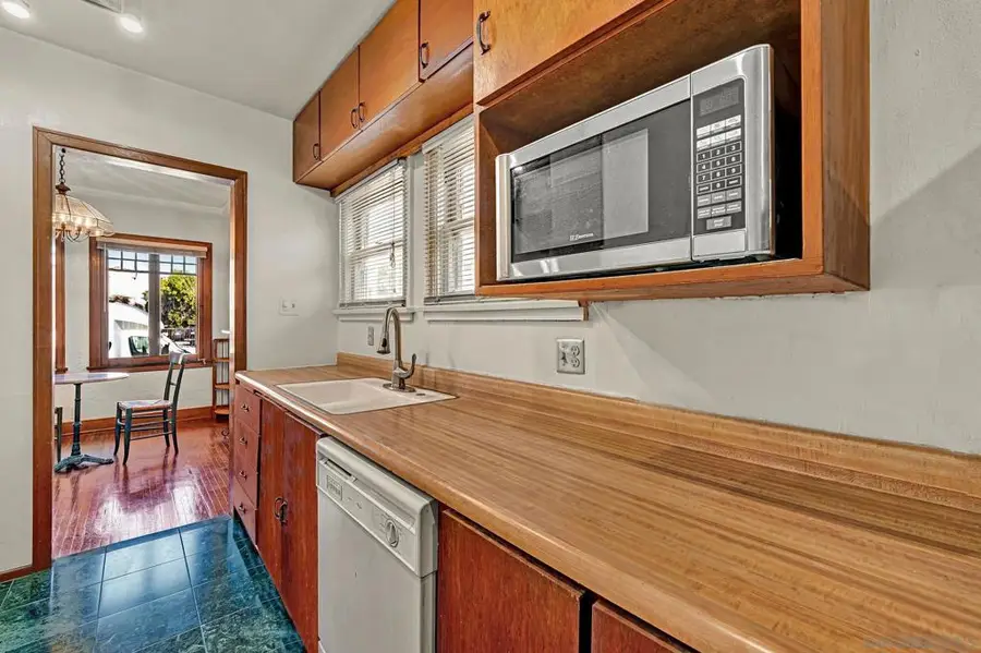 3055 Suncrest, San Diego, CA 92116 - Image #3